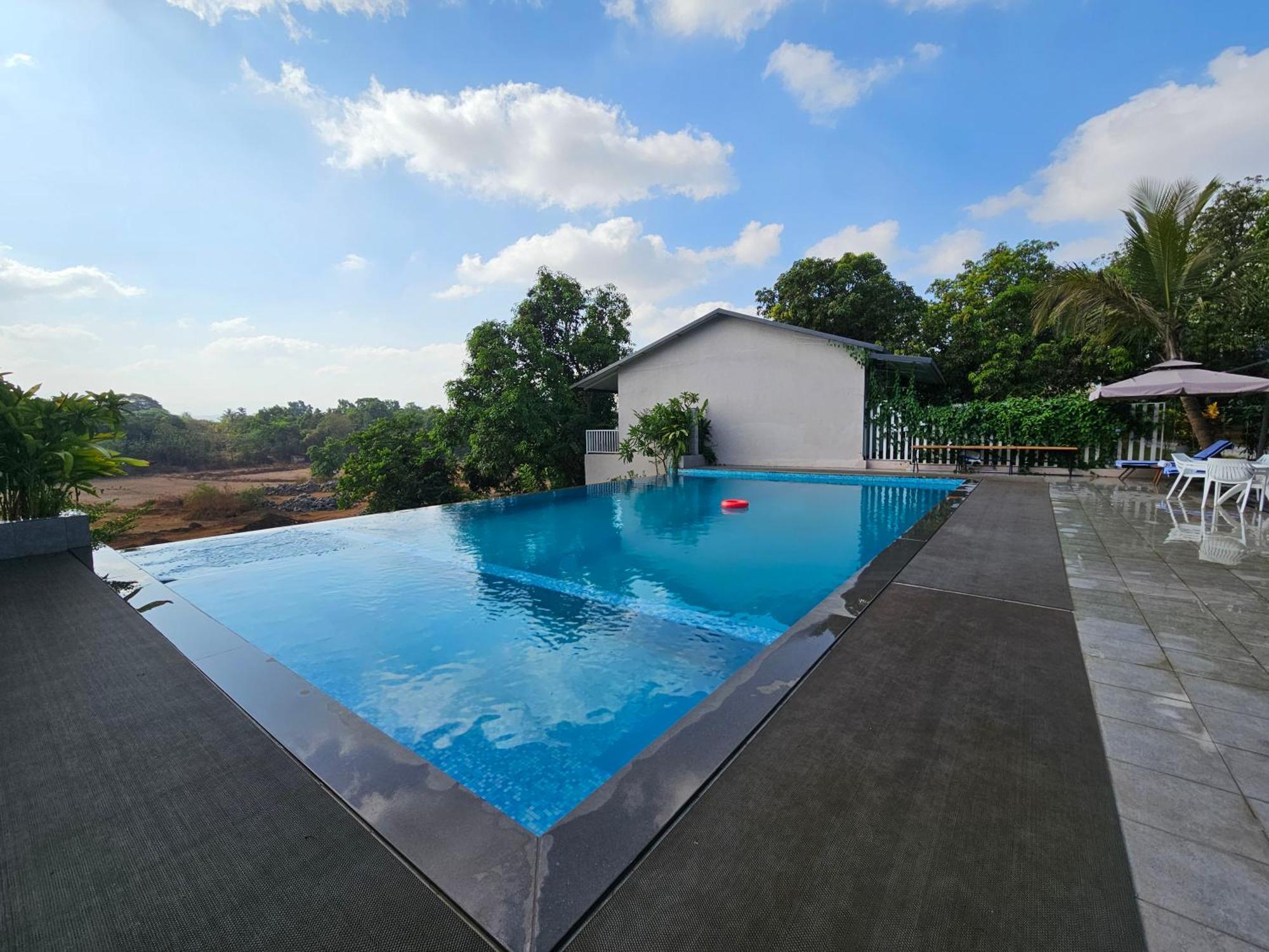 River Estates Luxury Resort & Spa Karjat Exterior foto