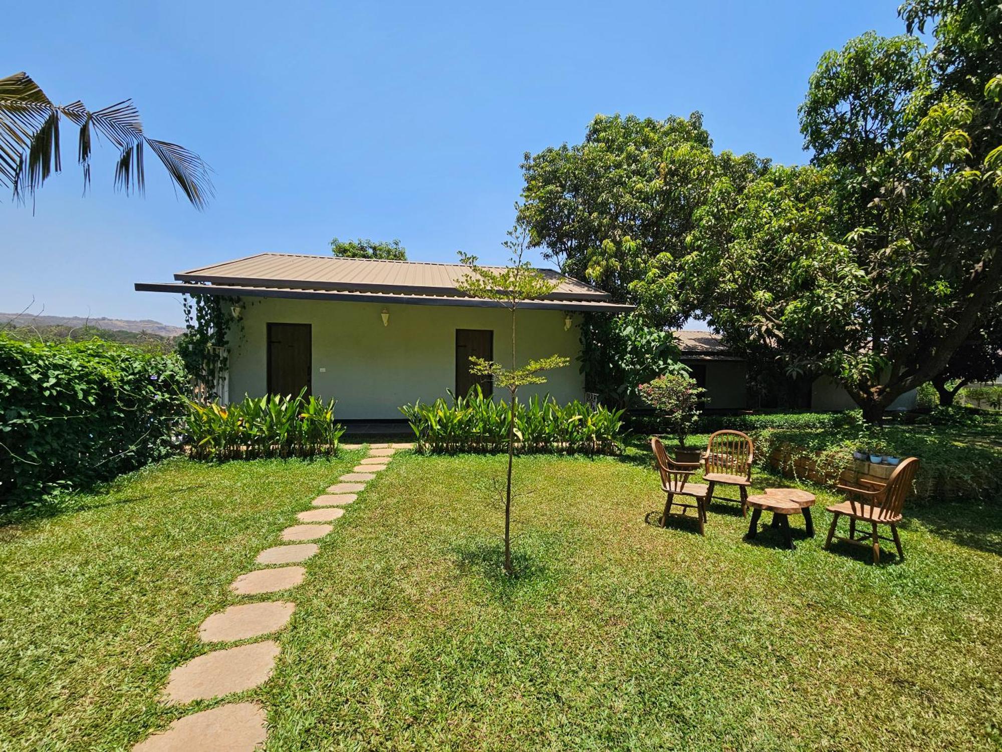 River Estates Luxury Resort & Spa Karjat Exterior foto