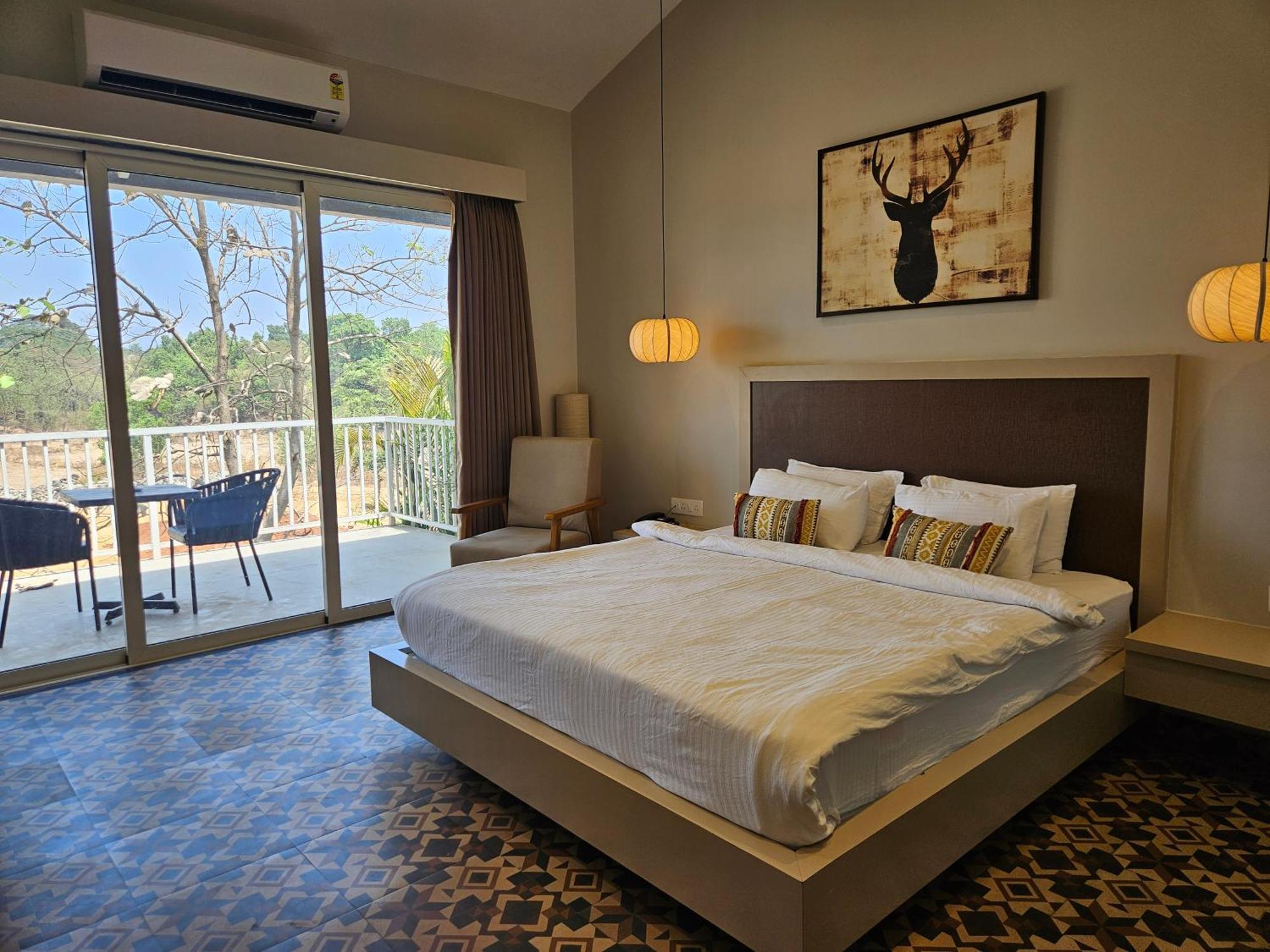 River Estates Luxury Resort & Spa Karjat Exterior foto
